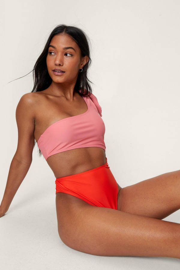 boohoo Gerecycled Color Block Cut Out Badpak Met Ceintuur, Pink