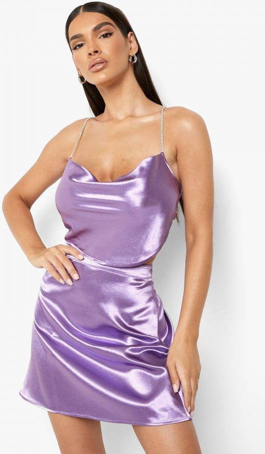 boohoo Satijnen Hemdje Met Steentjes, Bandjes, Col En Mini Rokje, Purple