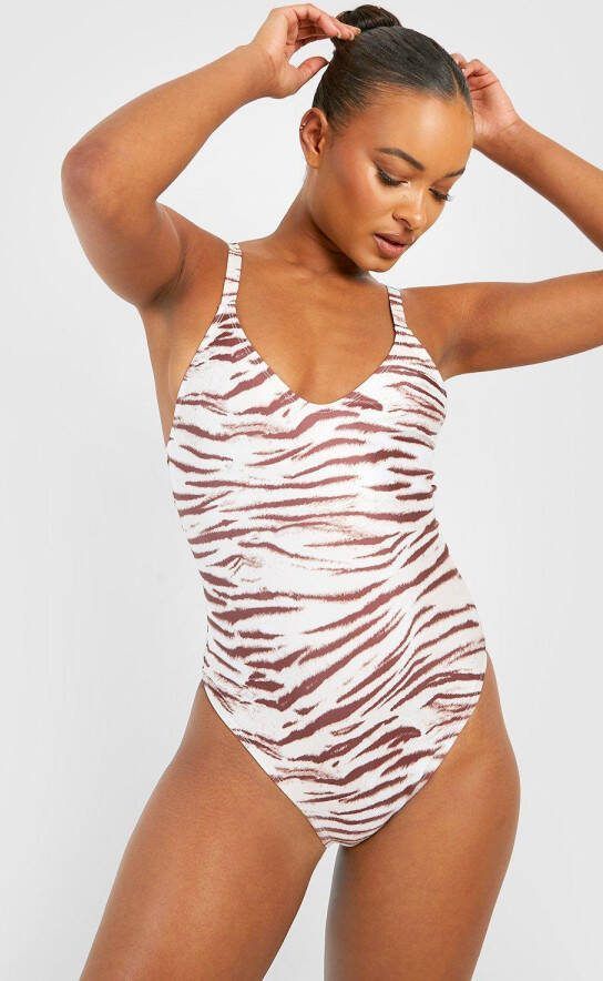 boohoo Tall Zebraprint Badpak Met Lage Ronde Hals, Stone